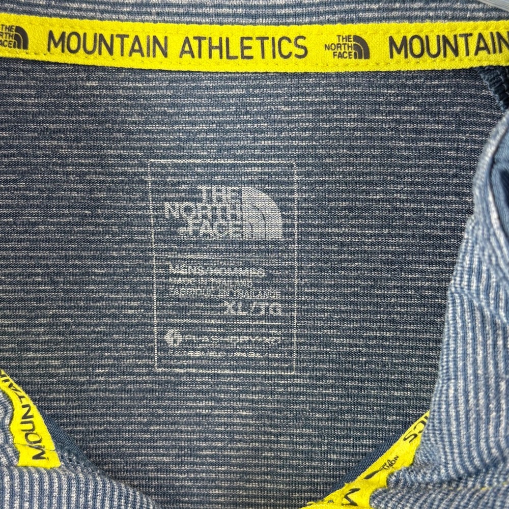 The North Face Mountain Athletics Mens XL Blue FlashDry 1/4 Zip Pullover - Picture 4 of 5